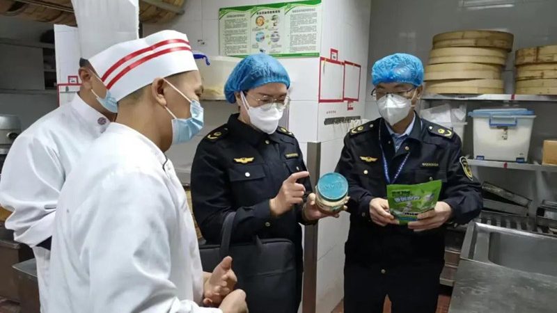 揭秘零食批发一手货源代理：条件与注意事项